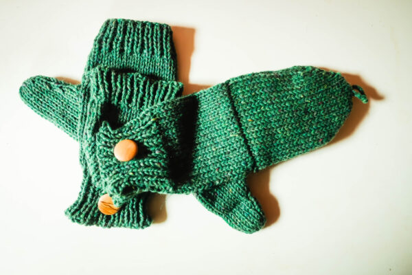 Recycled wool mittens