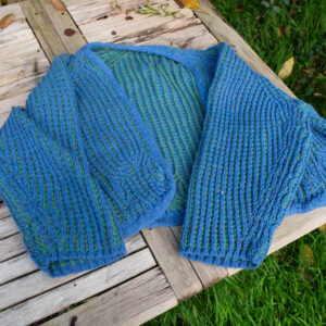 Brioche cardigan knitted with recyled wool